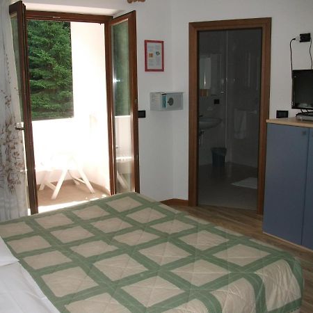 Hotel Genzianella Presenaio Zewnętrze zdjęcie