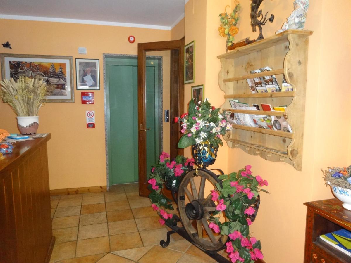Hotel Genzianella Presenaio Zewnętrze zdjęcie
