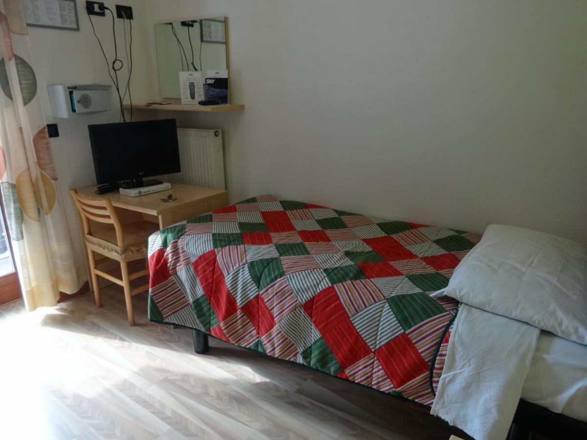 Hotel Genzianella Presenaio Zewnętrze zdjęcie