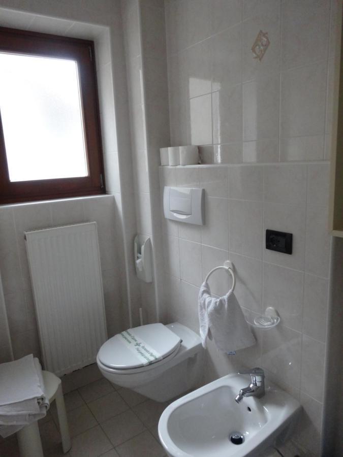 Hotel Genzianella Presenaio Zewnętrze zdjęcie