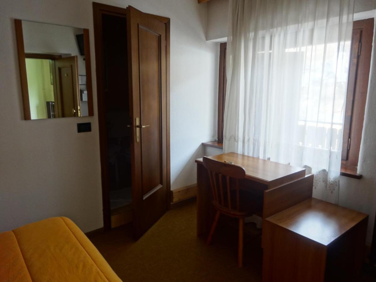 Hotel Genzianella Presenaio Zewnętrze zdjęcie